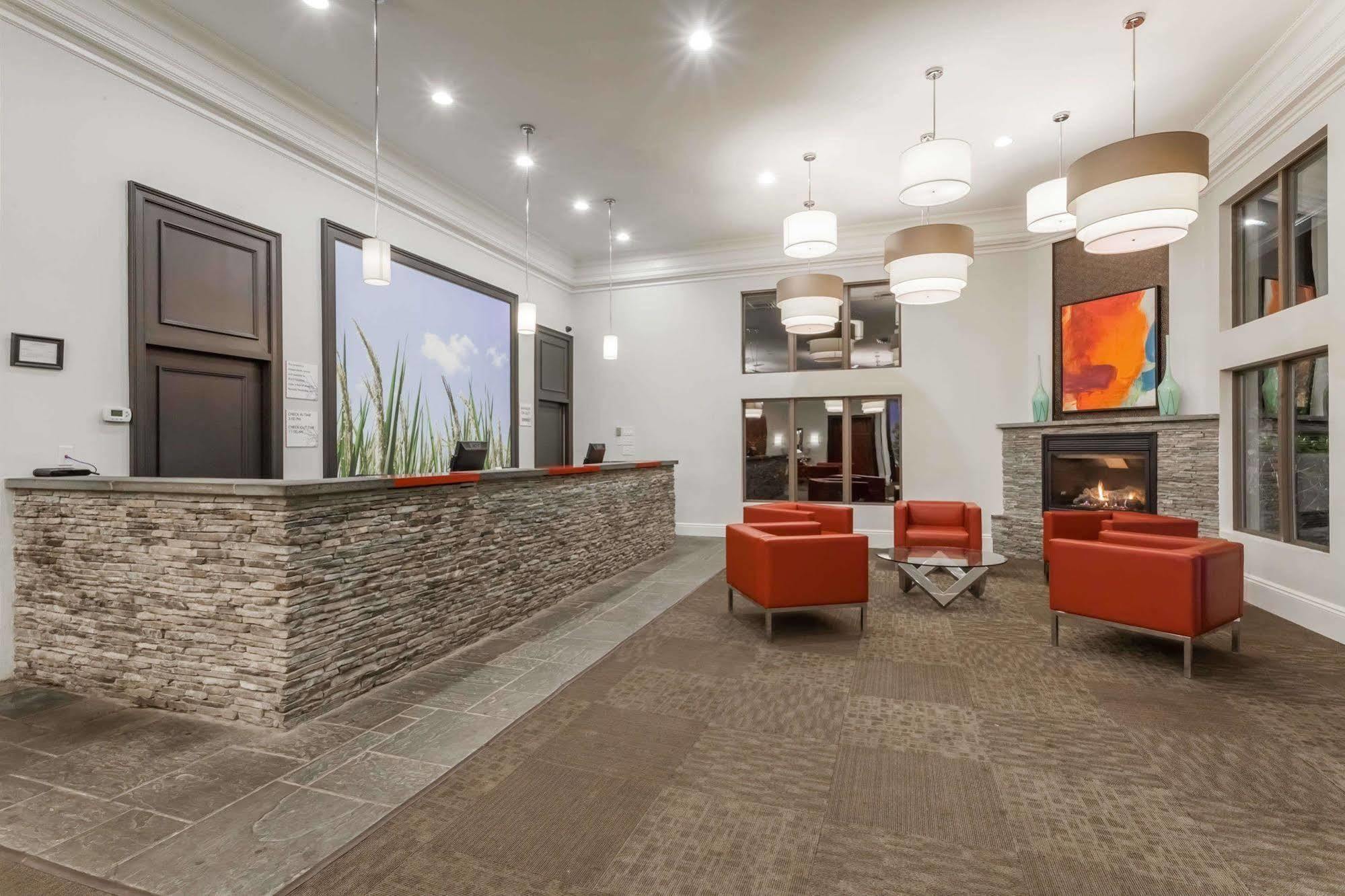 Ramada By Wyndham Rock Hill At Sullivan Center Kültér fotó