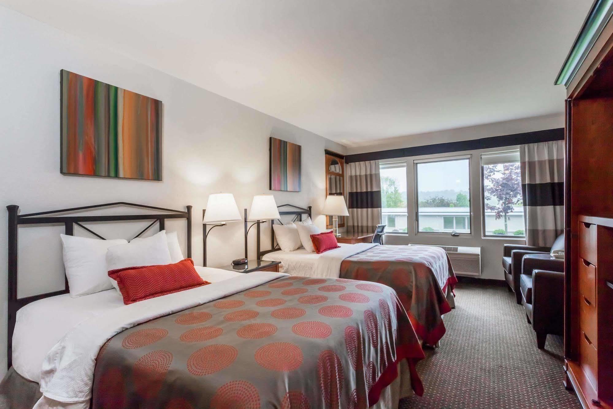 Ramada By Wyndham Rock Hill At Sullivan Center Kültér fotó