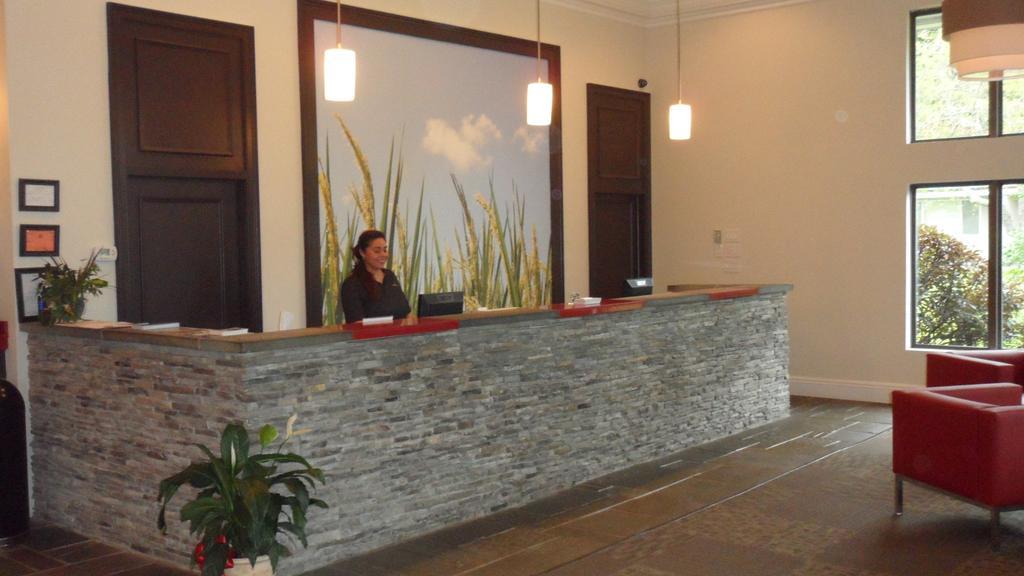 Ramada By Wyndham Rock Hill At Sullivan Center Kültér fotó