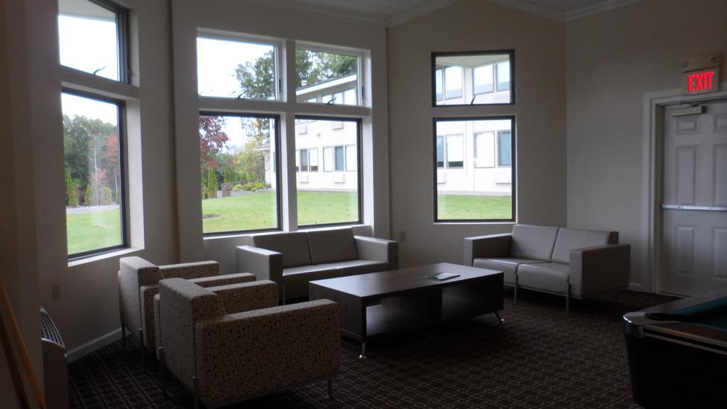 Ramada By Wyndham Rock Hill At Sullivan Center Kültér fotó