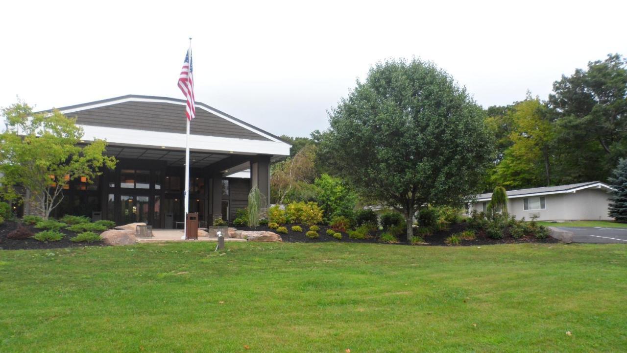 Ramada By Wyndham Rock Hill At Sullivan Center Kültér fotó